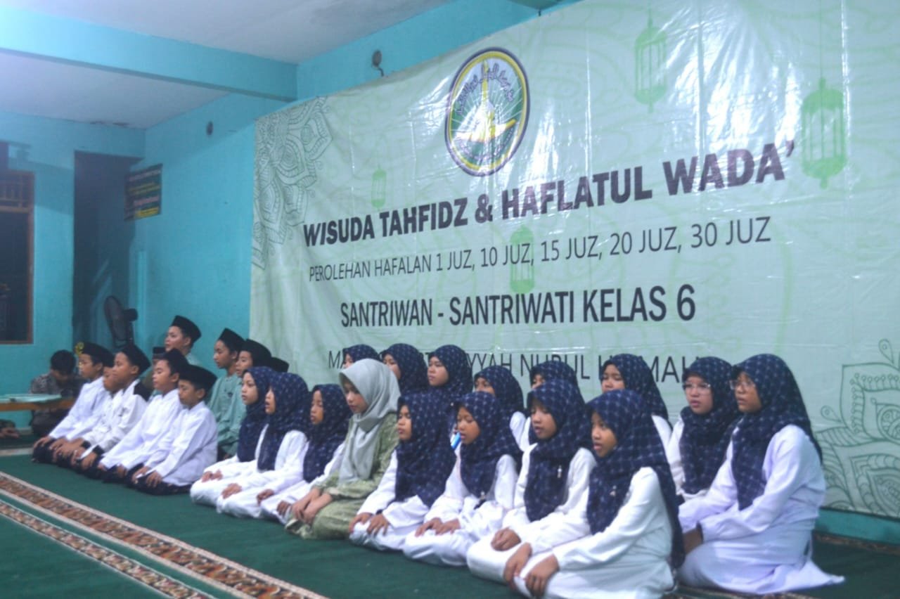 Kegiatan Wisuda Santri Nurul Hikmah